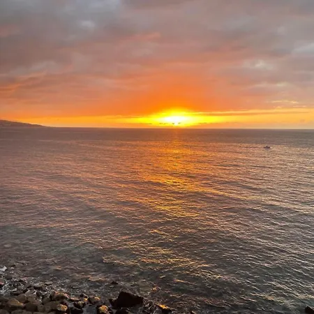 Perla's House With Incredible Sea View Apartman *